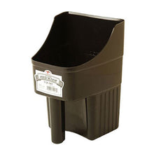 Enclosed Feed Scoop