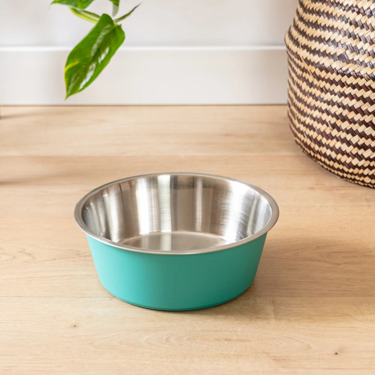 Malmo Metal Pet Bowl