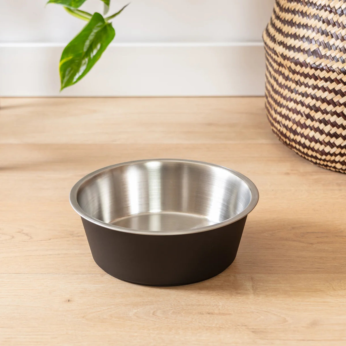 Malmo Metal Pet Bowl
