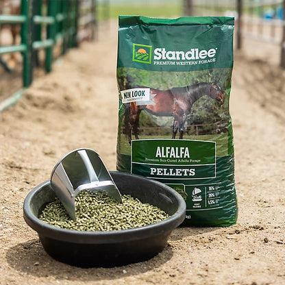 Premium Alfalfa Hay Pellet - Standlee Premium Western Forage  Horse Feed, 40 lb.